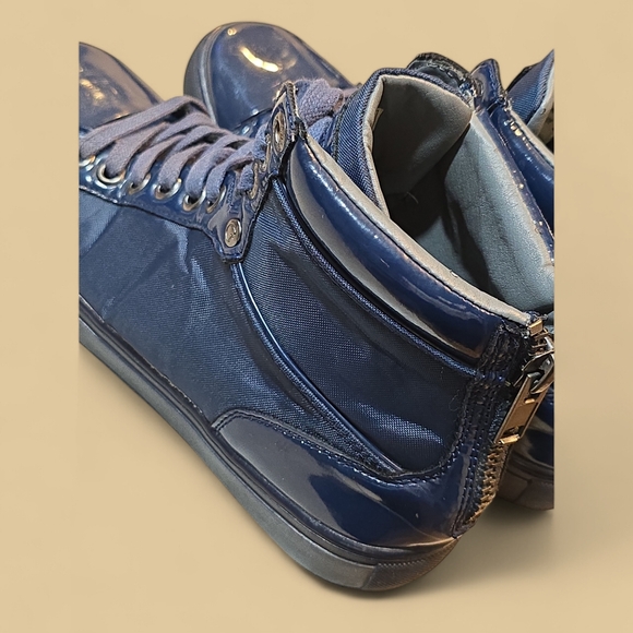 Guess men high-top sneaker Navy Blue size 9.5 - Picture 4 of 4